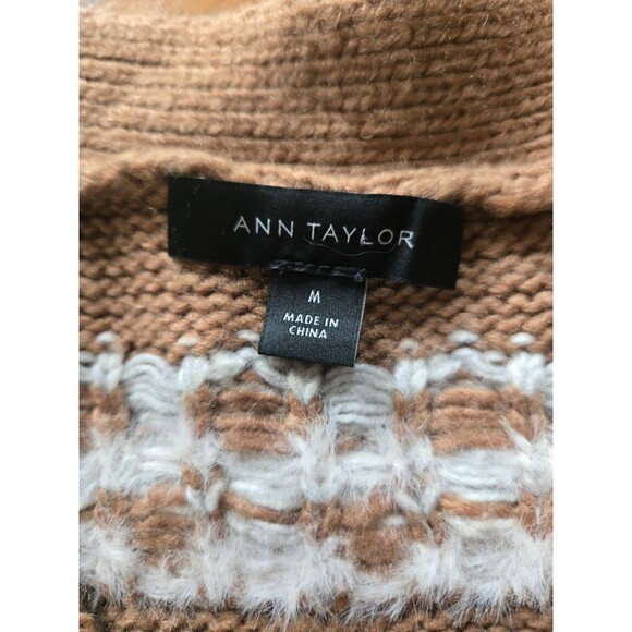 Ann Taylor Fair Isle Cropped Cardigan Sweater Womens Size Medium - Picture 4 of 7